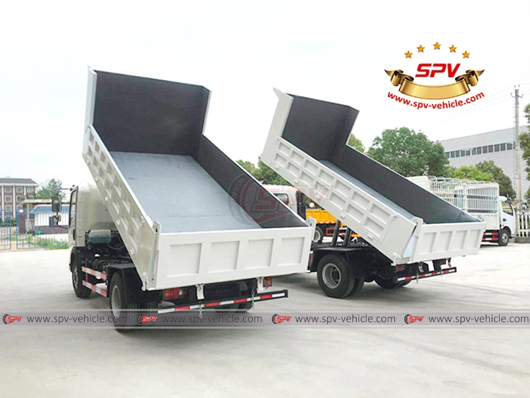 4 CBM Tipper Truck SINOTRUK - B